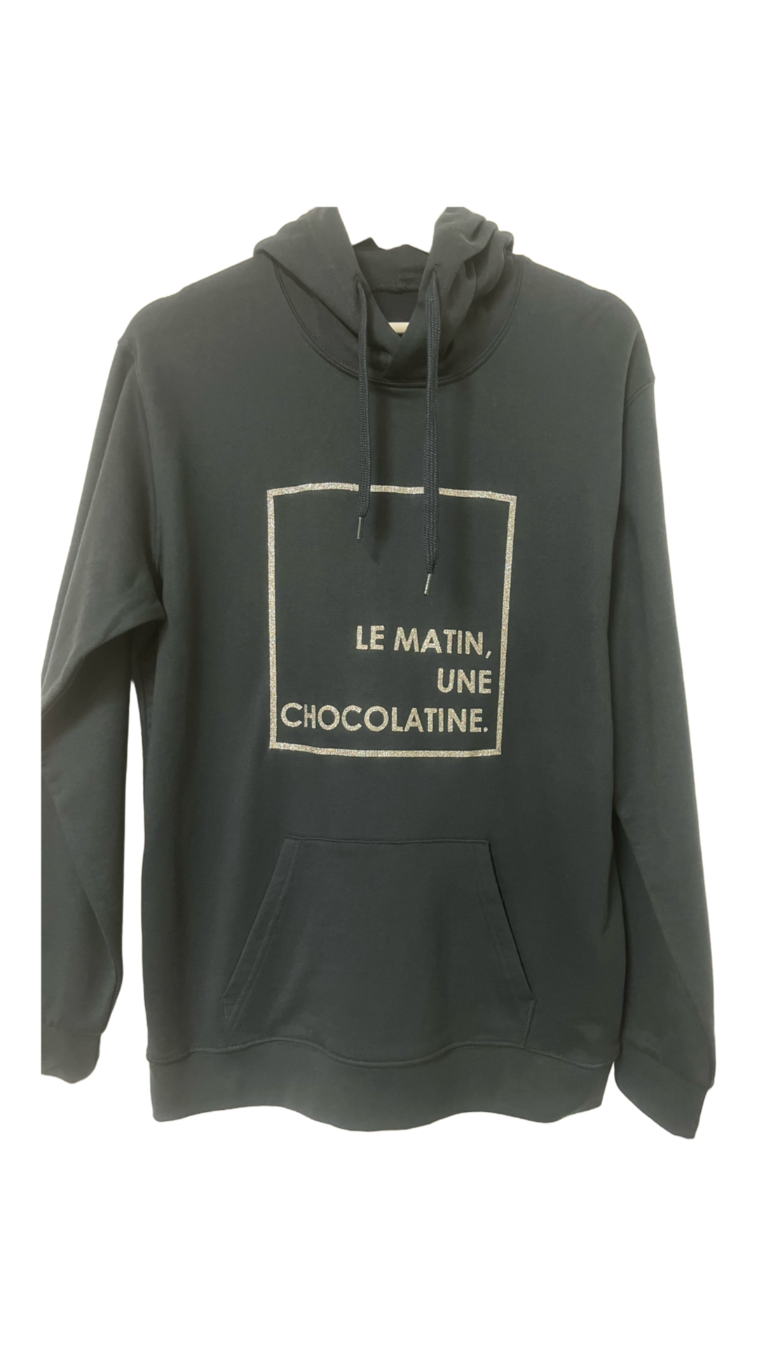 instories_BA7636F4-F5DB-41C0-A213-71A30936AE15 2 HOODIE FLOQUÉ UNISEX (TAILLE M) – Image 1